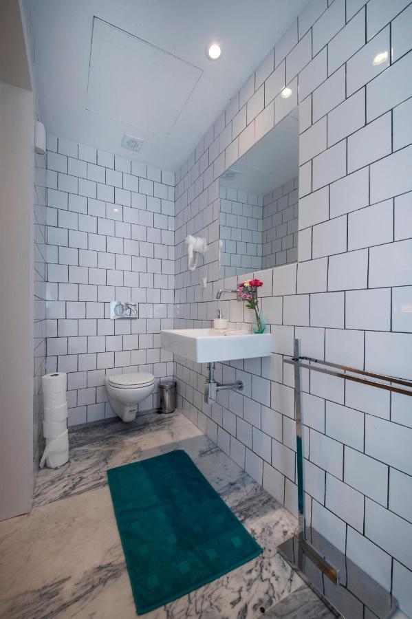 ピーターズ アパートメンツ リスボン 部屋 写真